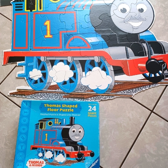Thomas The Tank Engine Giant 24 pc Floor Puzzle - RETIRED - Picture 5 of 6